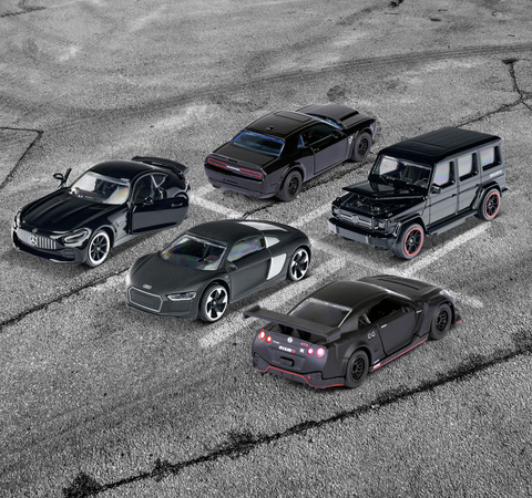 Sada 5 vozidel Black Edition
