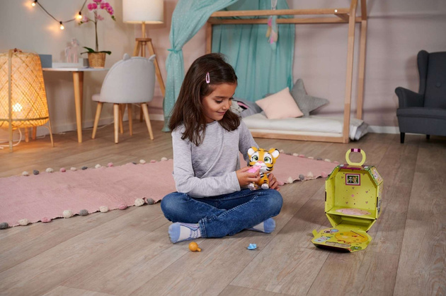 Pamper Petz set Tigger Interaktivní hračka + příslušenství Diaper Gang