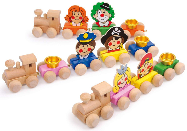 Narozeninový vlak s malými nohami