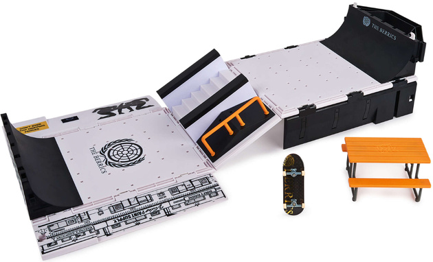 Tech Deck Skládací sada Skate Park Ramp Fingerboard + deska od The Berrics