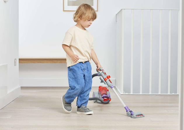 Dětský vysavač s funkcí odsávání Casdon Little Helper