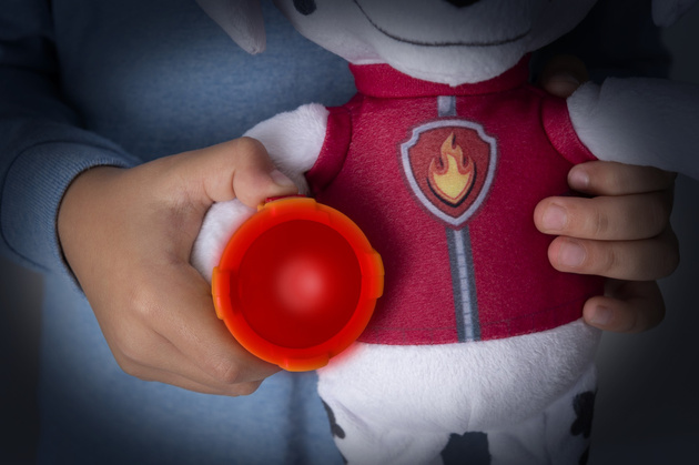 Tlapková patrola Mluvící maskot Marshall s nočním světlem 29cm