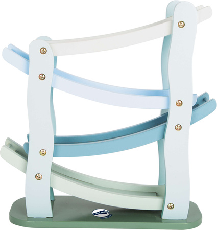 Malá dřevěná skluzavka s vozidly