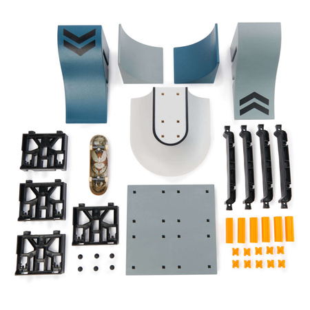 Tech Deck Fingerboard Speedway Hop Ramp + sada skateboardů