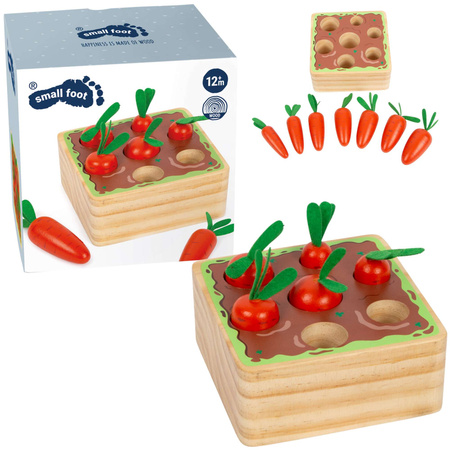 Dřevěný třídič tvarů mrkve