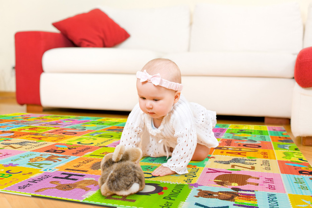 Humbi oboustranná výuková pěnová podložka s německou abecedou EPE 180x150x1 cm