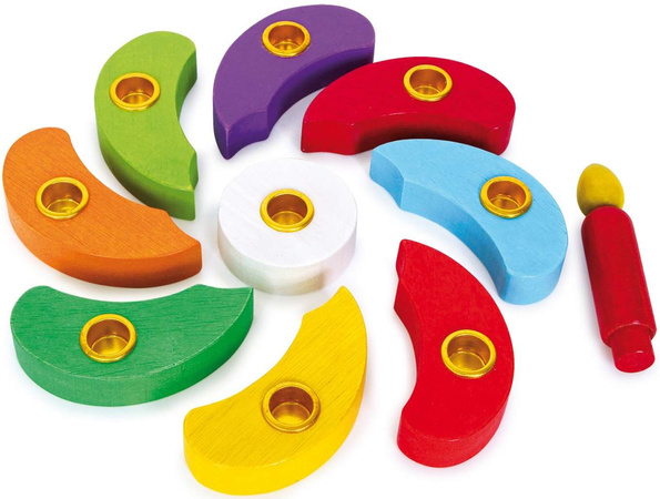 Malý nožní dřevěný narozeninový dort - květina