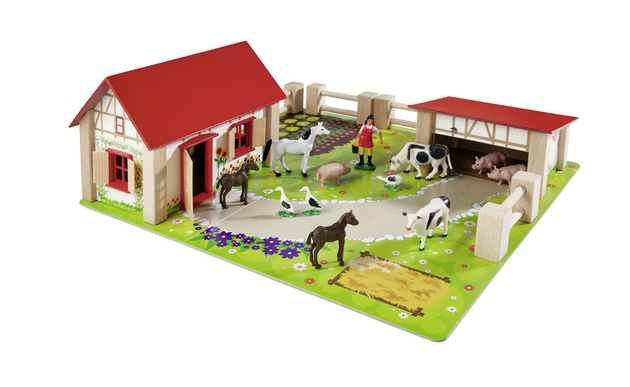Dřevěný statek + figurky zvířat 23 kusů