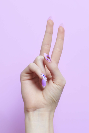 Cool Maker Go Glam Nail Překvapení sada na nehty tipy na nehty + příslušenství lak