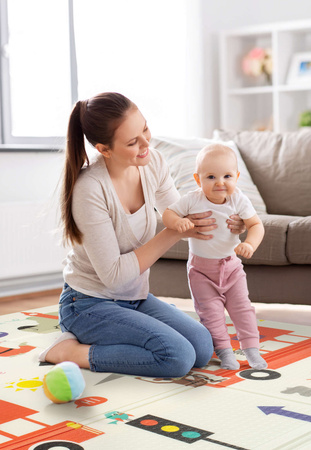 Humbi Oboustranná skládací vzdělávací podložka z XPE pěny 120x180x1cm Londýn, autobus, ulice, Miasto