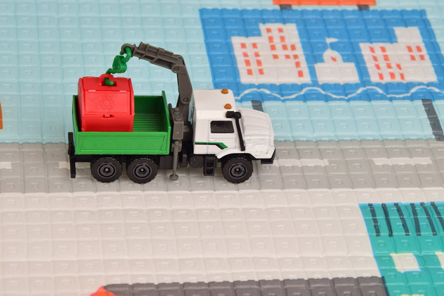 Humbi oboustranná výuková pěnová podložka Ulice Zvířata 180 x 150 x 2 cm pastelově silná velká